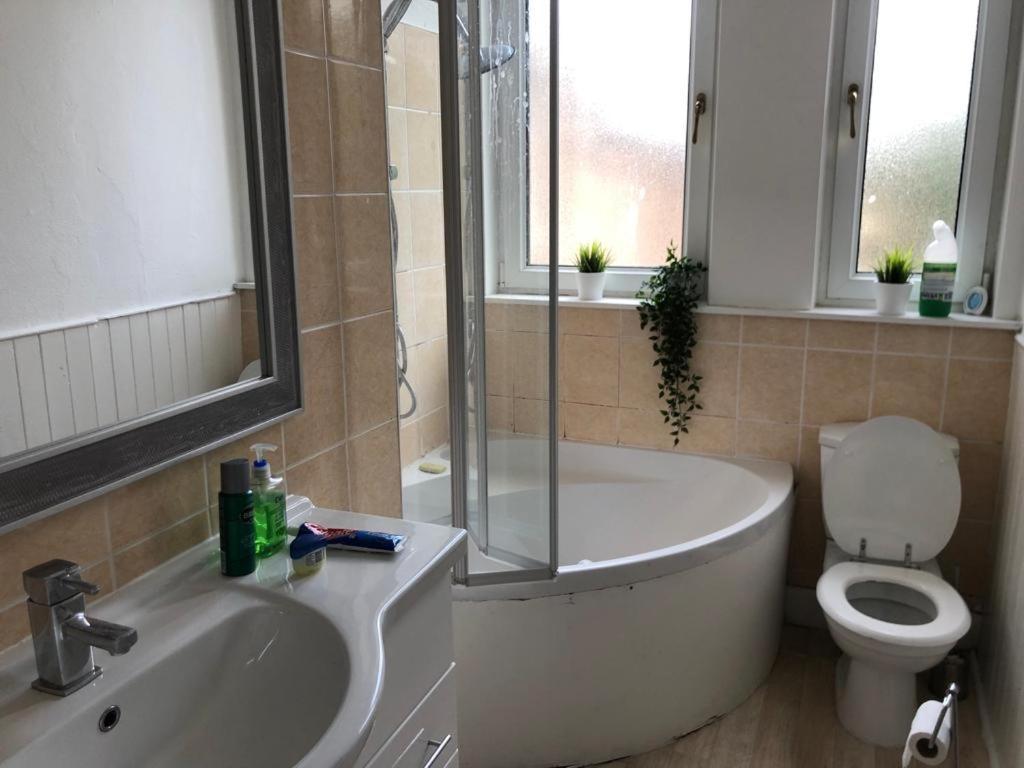 Lovely 2 Bedroom Apartment Close To City Centre Edynburg Zewnętrze zdjęcie